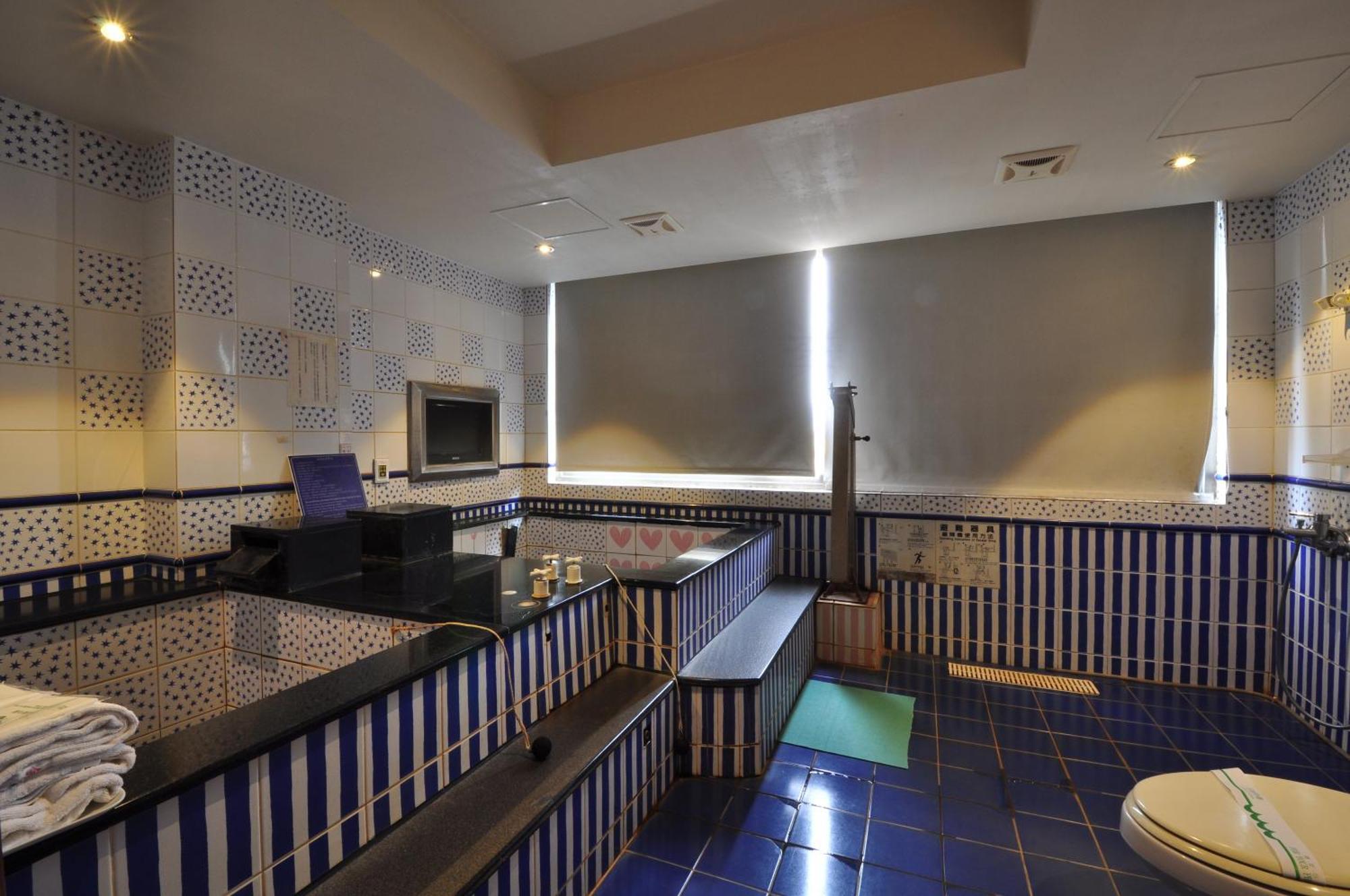 Jin Spa Resort Hotel غينشان المظهر الخارجي الصورة
