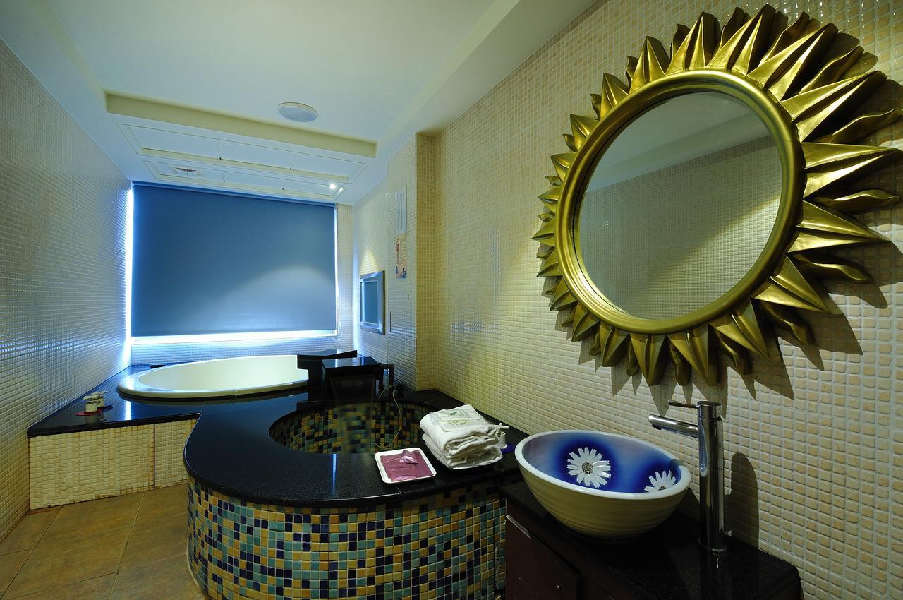 Jin Spa Resort Hotel غينشان المظهر الخارجي الصورة